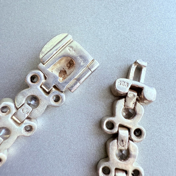 Walt Disney Official Mickey Minnie Mouse CZ Tennis Sterling Silver 925 Bracelet - Picture 6 of 9